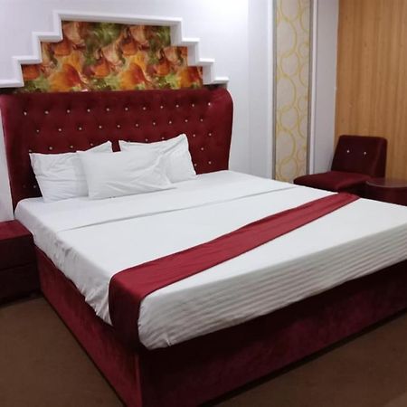 Helen One Hotel Lahaur Zewnętrze zdjęcie