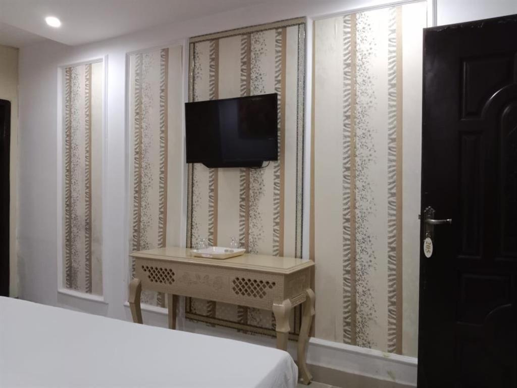 Helen One Hotel Lahaur Zewnętrze zdjęcie