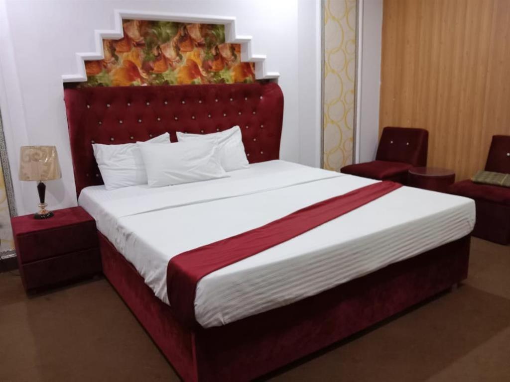 Helen One Hotel Lahaur Zewnętrze zdjęcie