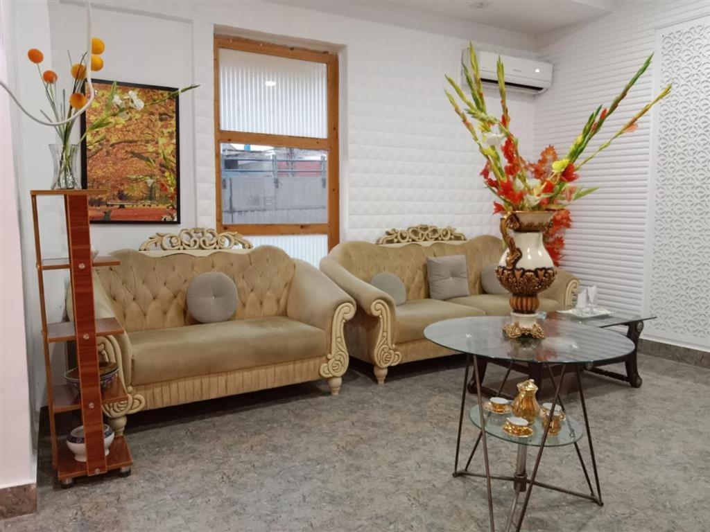 Helen One Hotel Lahaur Zewnętrze zdjęcie